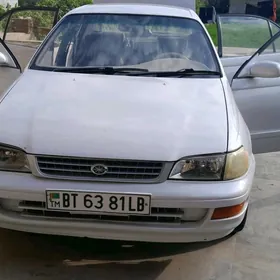 Toyota Corona 1995