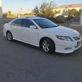 Toyota Camry 2010
