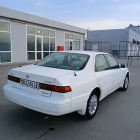 Toyota Camry 1997