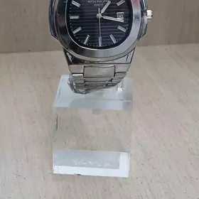 Patek Philippe Sagat, Paket