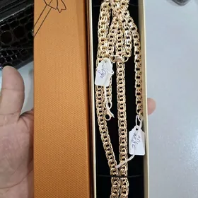 kamplekt gyzyl kopya 50