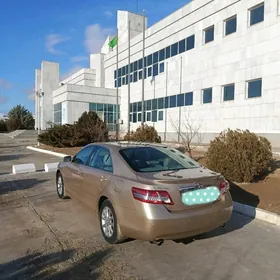 Toyota Camry 2010
