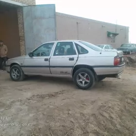 Opel Vectra 1990