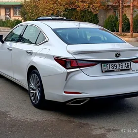 Lexus ES 350 2019