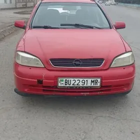 Opel Astra 2000