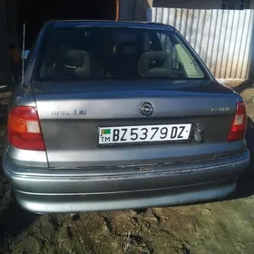Opel Astra 1992