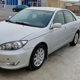 Toyota Camry 2004