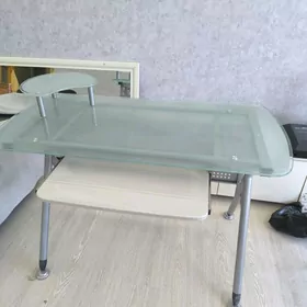 письменный стол