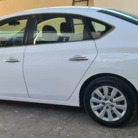 Nissan Sentra 2018
