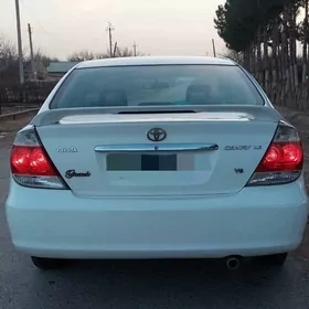 Toyota Camry 2004