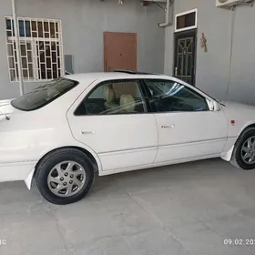 Toyota Camry 2000
