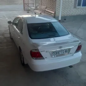 Toyota Camry 2004