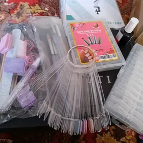 Наборы для маникюра и педикюра