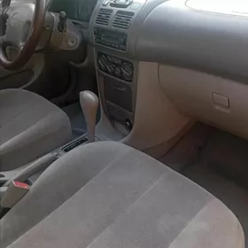 Toyota Corolla 2001