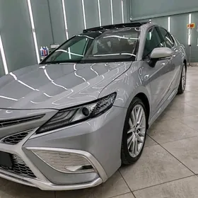 Toyota Camry 2022