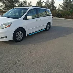 Toyota Sienna 2007