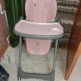 Стул для кормления.