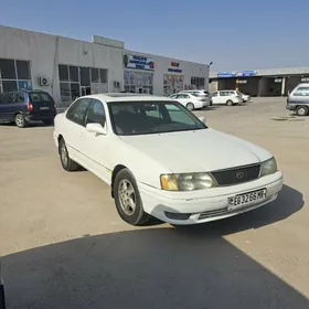 Toyota Avalon 1999
