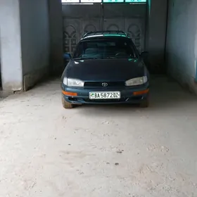 Toyota Camry 1993