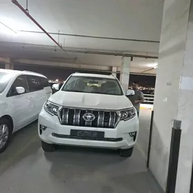 Toyota Land Cruiser Prado 2023