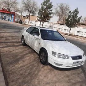 Toyota Camry 2001
