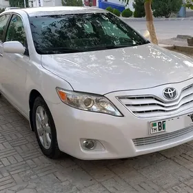 Toyota Camry 2010
