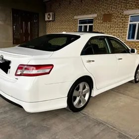 Toyota Camry 2010