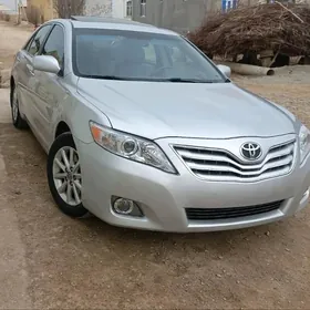Toyota Camry 2011