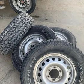 265/65/17 Hilux Sailun