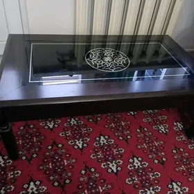 стол и кресла