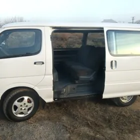 Toyota Hiace 1995