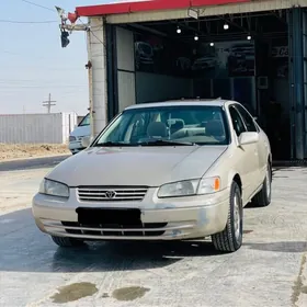 Toyota Camry 1998