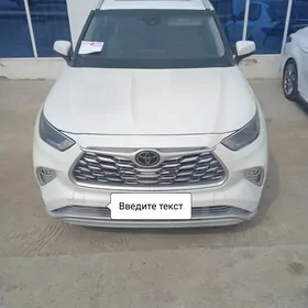 Toyota Highlander 2021