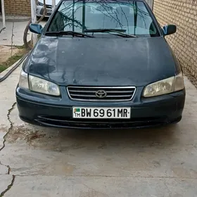 Toyota Camry 1998