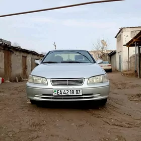 Toyota Camry 2000