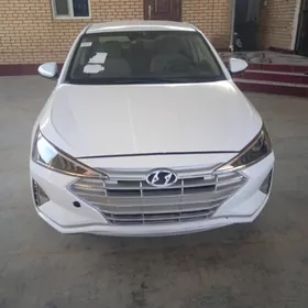 Hyundai Elantra 2021