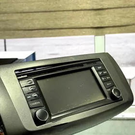 Versa Sentra Televizor