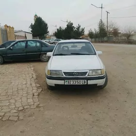 Opel Vectra 1990
