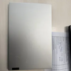 Lenovo  amd  Ryzen 7