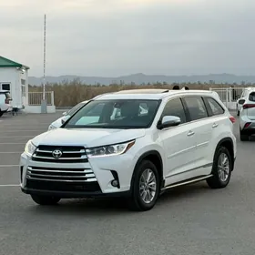 Toyota Highlander 2018