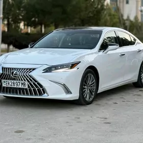 Lexus ES 350 2022