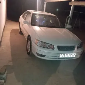 Toyota Camry 1999