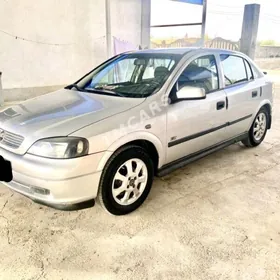 Opel Astra 2003