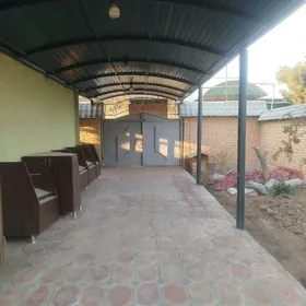 Продаю 2-х этажный коттедж