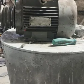 мотор электрический