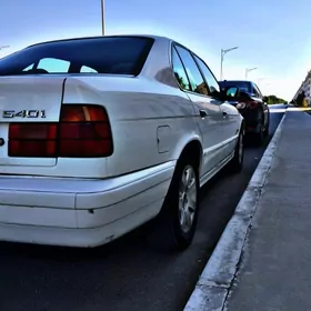 BMW 525 1990