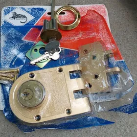 Замок дверной ,имп.