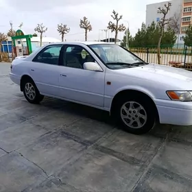 Toyota Camry 1997