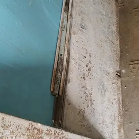 лист  демир