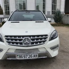 Mercedes-Benz ML350 2013